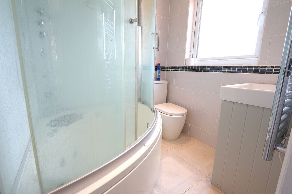 Bathroom / WC