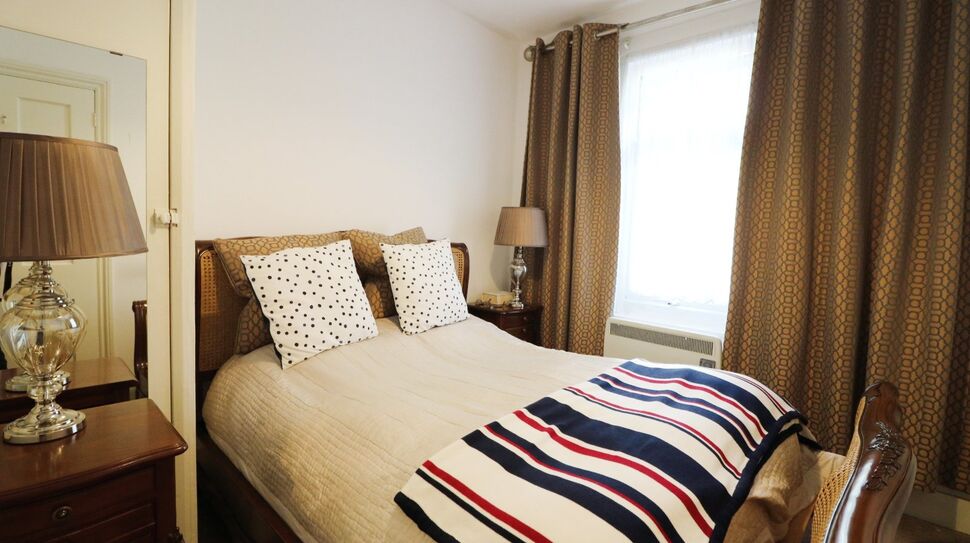 2 bedroom End Terrace House for sale, Eltisley Road, Ilford, IG1 £410,000