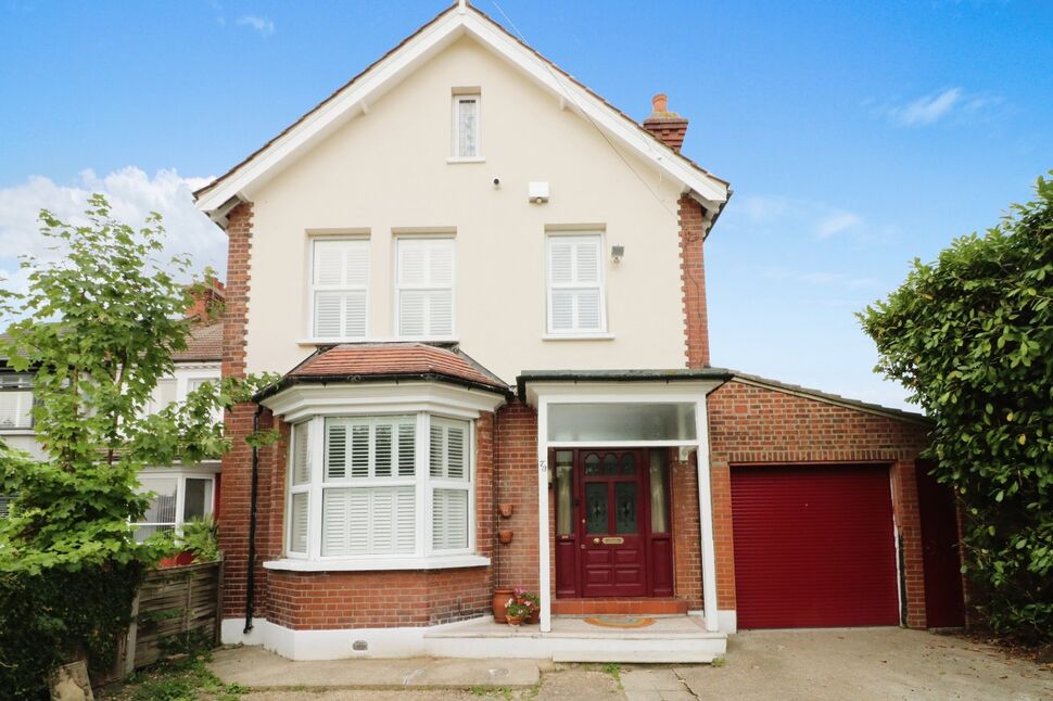 3 bedroom Detached House for sale, Benton Road, Ilford, IG1 £700,000