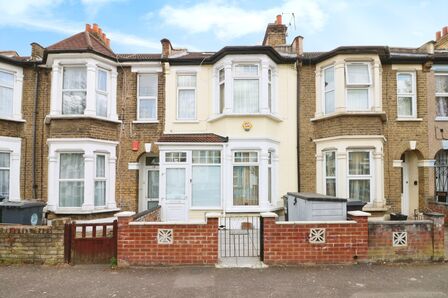 Waterloo Road, 5 bedroom Mid Terrace House for sale, £775,000