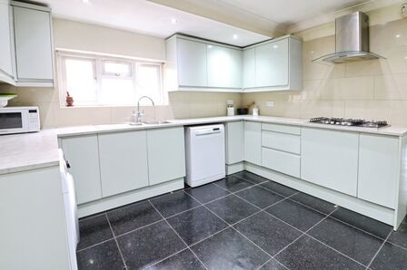 Wellesley Road, 4 bedroom Semi Detached House for sale, £675,000