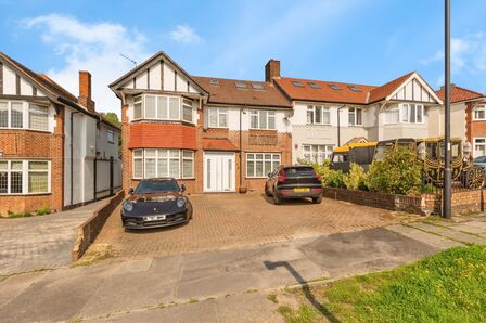 Wilmer Way, 6 bedroom Semi Detached House for sale, £1,300,000