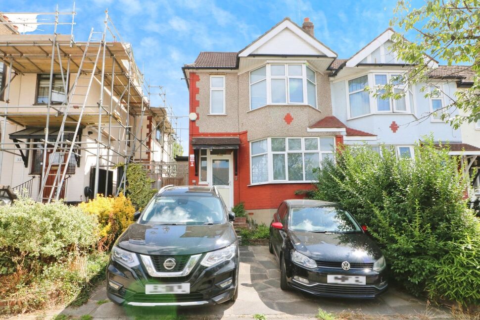 Main image of 4 bedroom  House to rent, Crownhill Road, Woodford Green, IG8