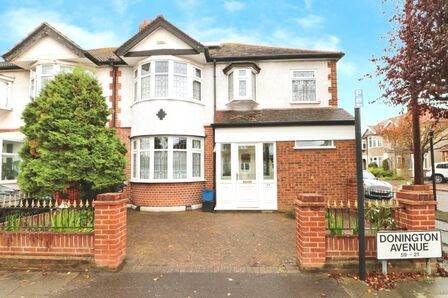 Donington Avenue, 4 bedroom End Terrace House for sale, &pound;650,000