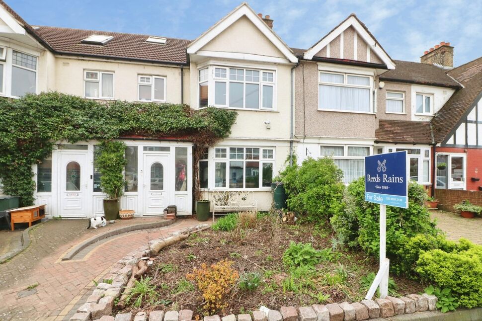 Main image of 3 bedroom Mid Terrace House for sale, Headley Drive, Ilford, IG2