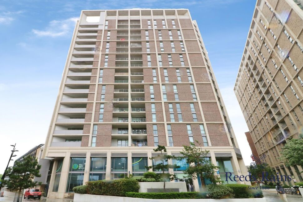 Main image of 2 bedroom House for sale, Terry Spinks Place, London, E16