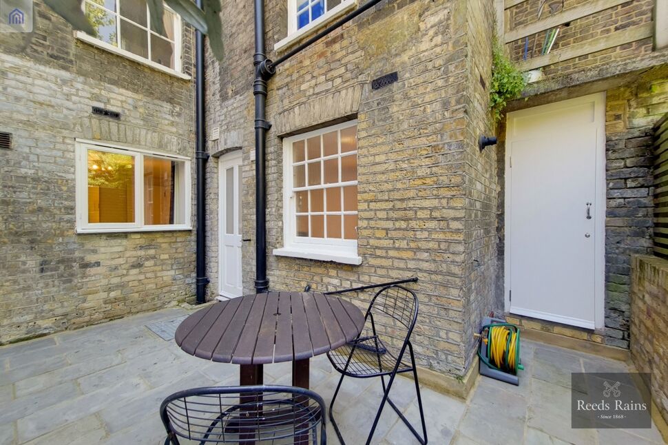 Courtyard Garden