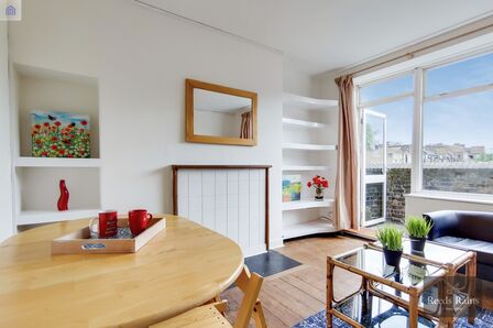 2 bedroom  Flat to rent
