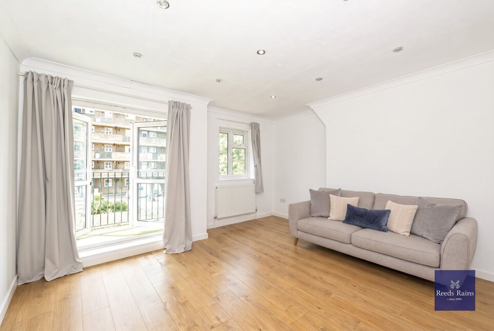 Main image of 2 bedroom Flat for sale, Lambeth Walk, London, SE11