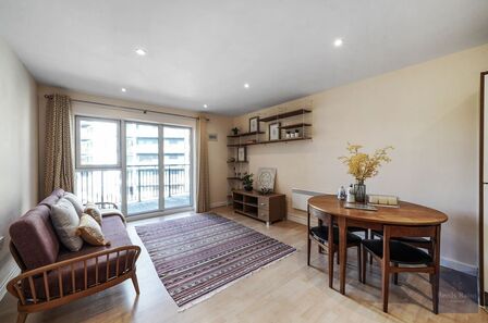 2 bedroom  Flat to rent
