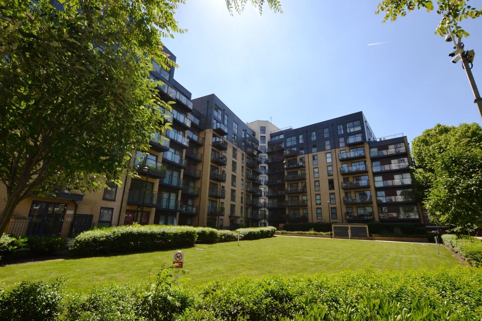 Main image of 2 bedroom Flat to rent, Hotspur Street, London, SE11