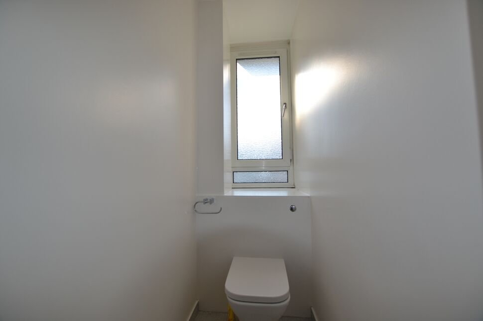Separate WC