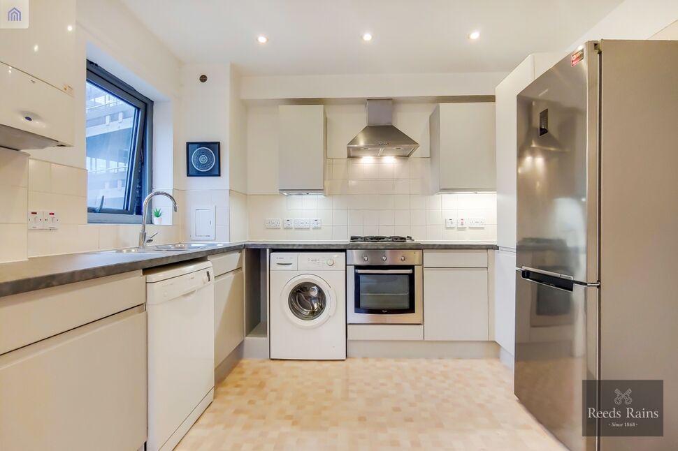 Open Plan Living Room / Kitchen
