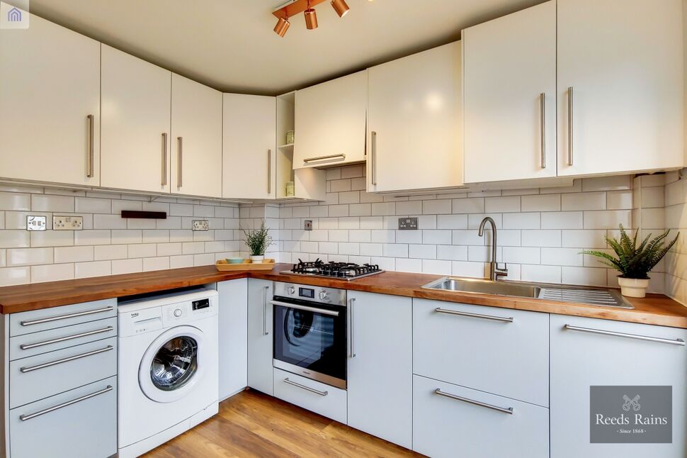 Kitchen / Breakfast Room