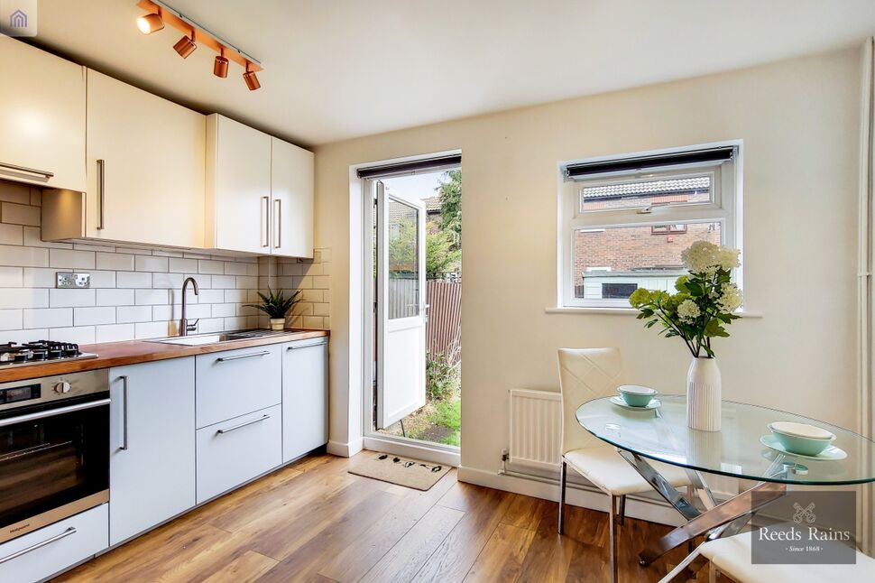 Kitchen / Breakfast Room