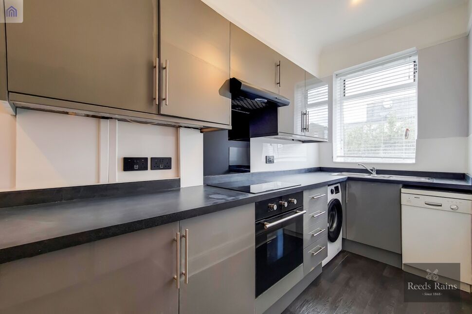 Kitchen / Breakfast Room