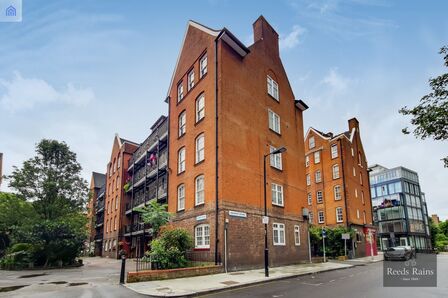Webber Row, 2 bedroom Flat to rent, &pound;2,800 pcm