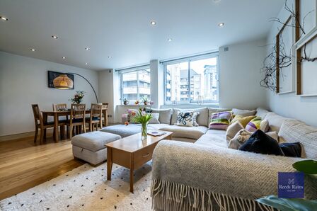 Lower Marsh, 2 bedroom  Flat for sale, £850,000