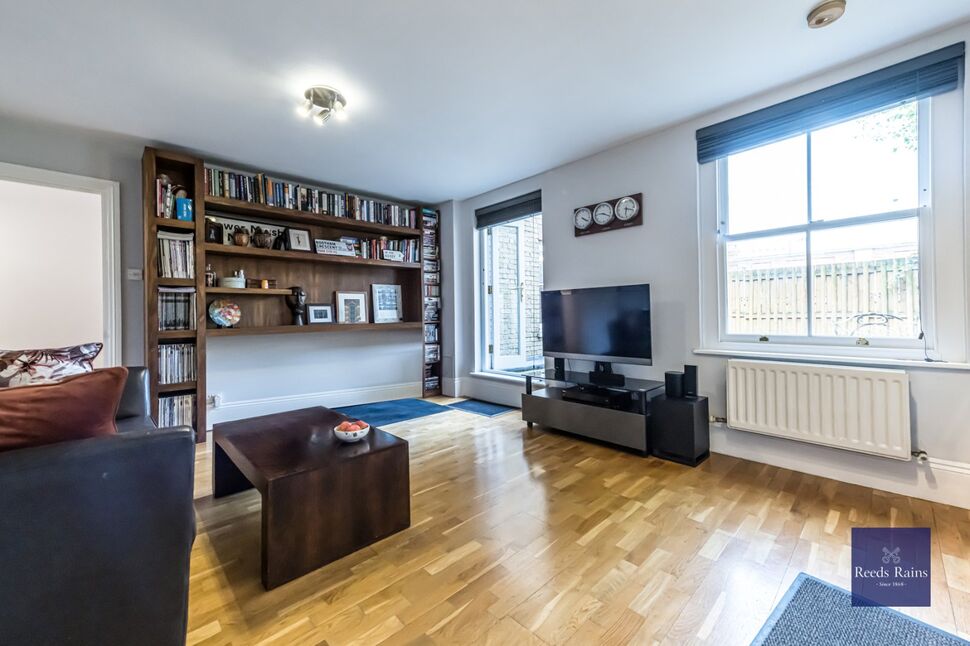 2 bedroom  Flat for sale