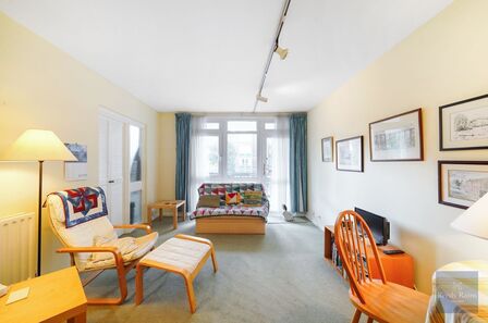 1 bedroom  Flat for sale