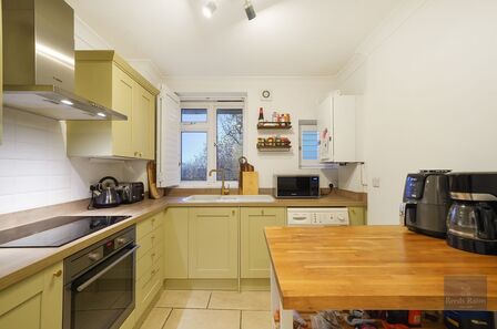 1 bedroom  Flat for sale