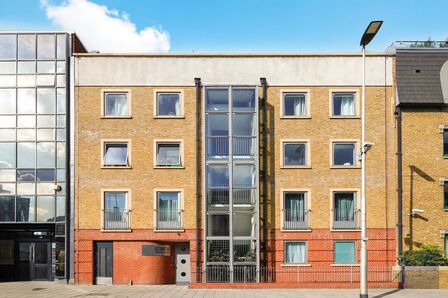 1 bedroom  Flat for sale