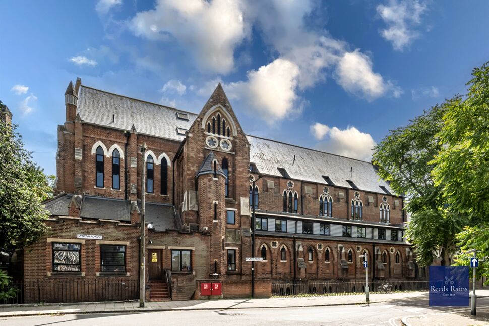 Main image of 2 bedroom Flat for sale, Lynton Road, London, SE1