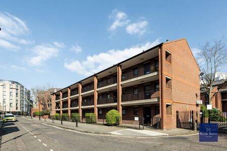 1 bedroom  Flat for sale