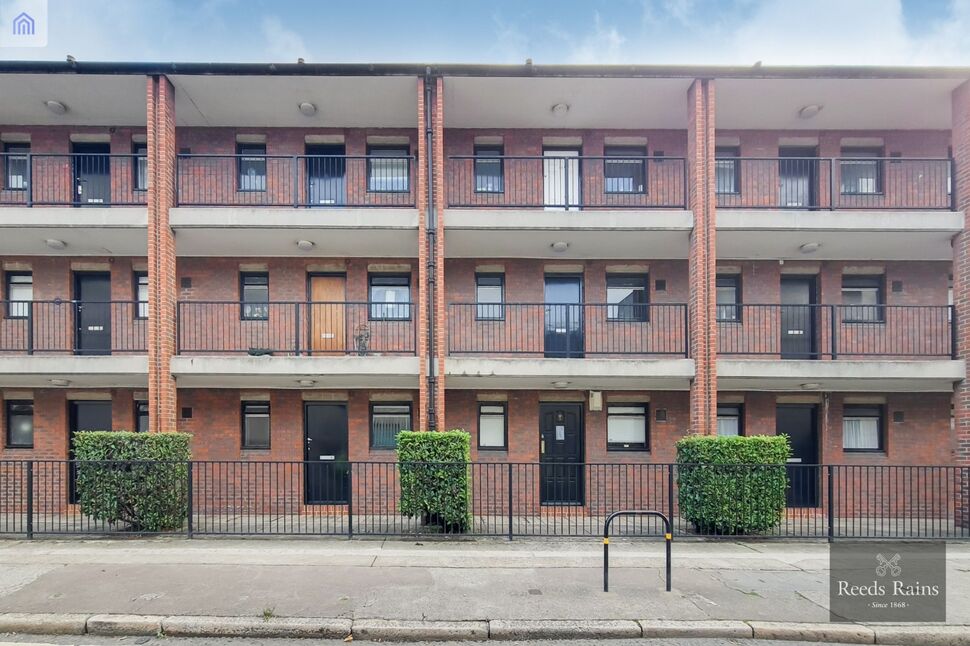 1 bedroom Flat for sale