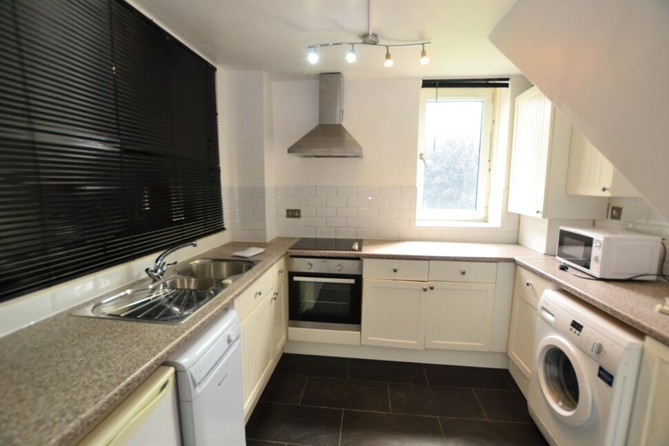 3 bedroom  Flat for sale