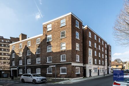 2 bedroom  Flat for sale