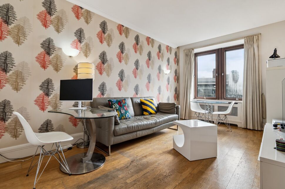 Main image of Flat for sale, Belvedere Road, London, SE1