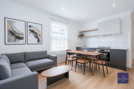 2 bedroom Flat to rent