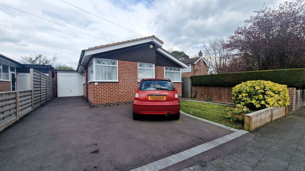 3 bedroom Detached House for sale, Close, Tachbrook, CV33 £425,000