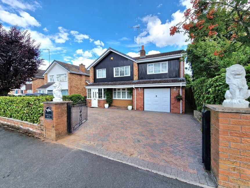 Main image of 5 bedroom Detached House for sale, Keeling Road, Kenilworth, Warwickshire, CV8