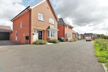 Jackson Avenue, 4 bedroom Detached House for sale, £500,000