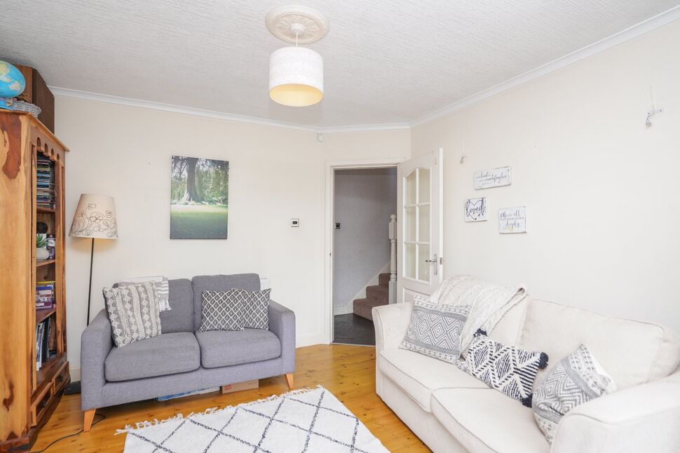 Lounge / Bedroom