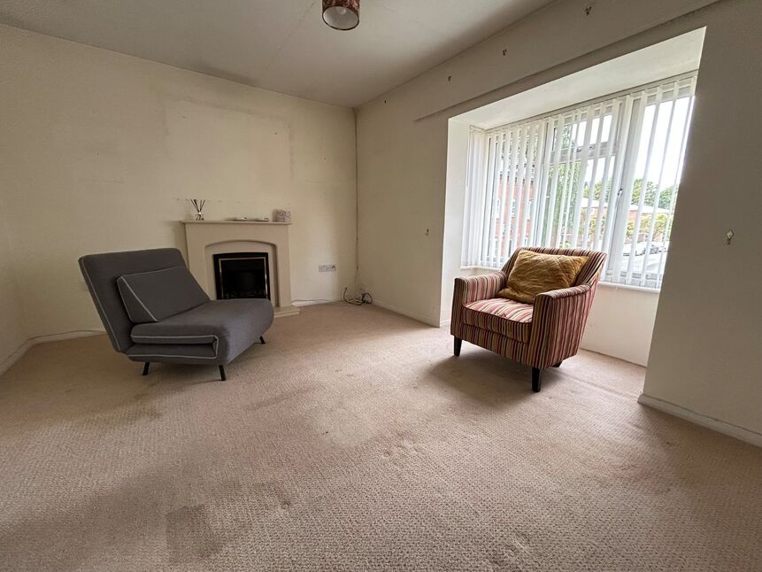 Lounge / Dining Room