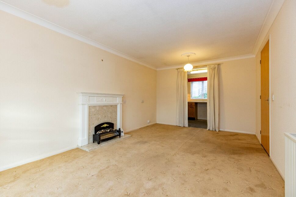 Lounge / Dining Room