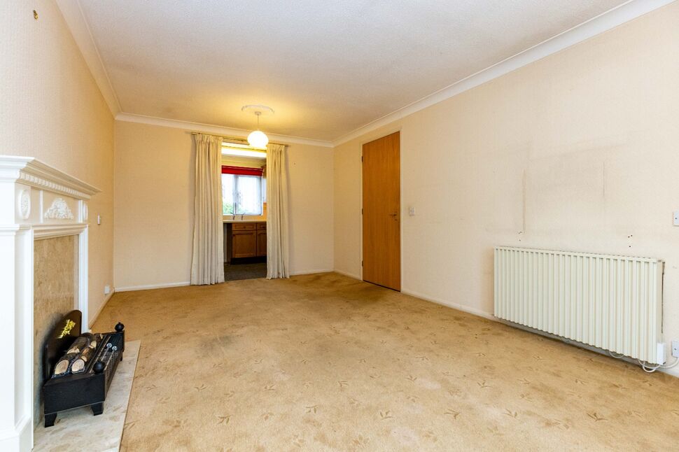 Lounge / Dining Room