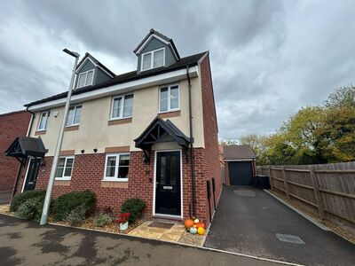 Down Meadow, 3 bedroom Semi Detached House for sale, £275,000