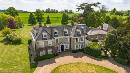 Ladbroke, 2 bedroom Flat for sale, &pound;250,000