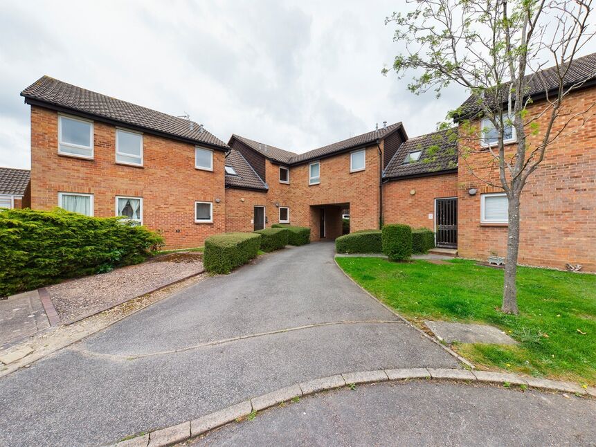 Main image of 1 bedroom  Flat to rent, Framlingham Grove, Kenilworth, Warwickshire, CV8