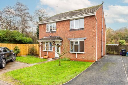 Ebourne Close, 2 bedroom Semi Detached House for sale, £275,000