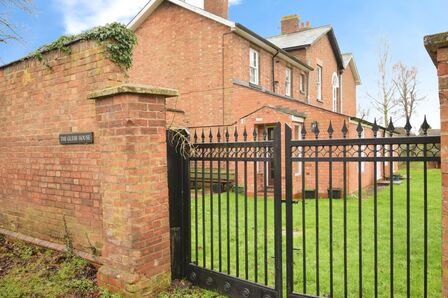Leamington Road, 3 bedroom Semi Detached House for sale, &pound;650,000
