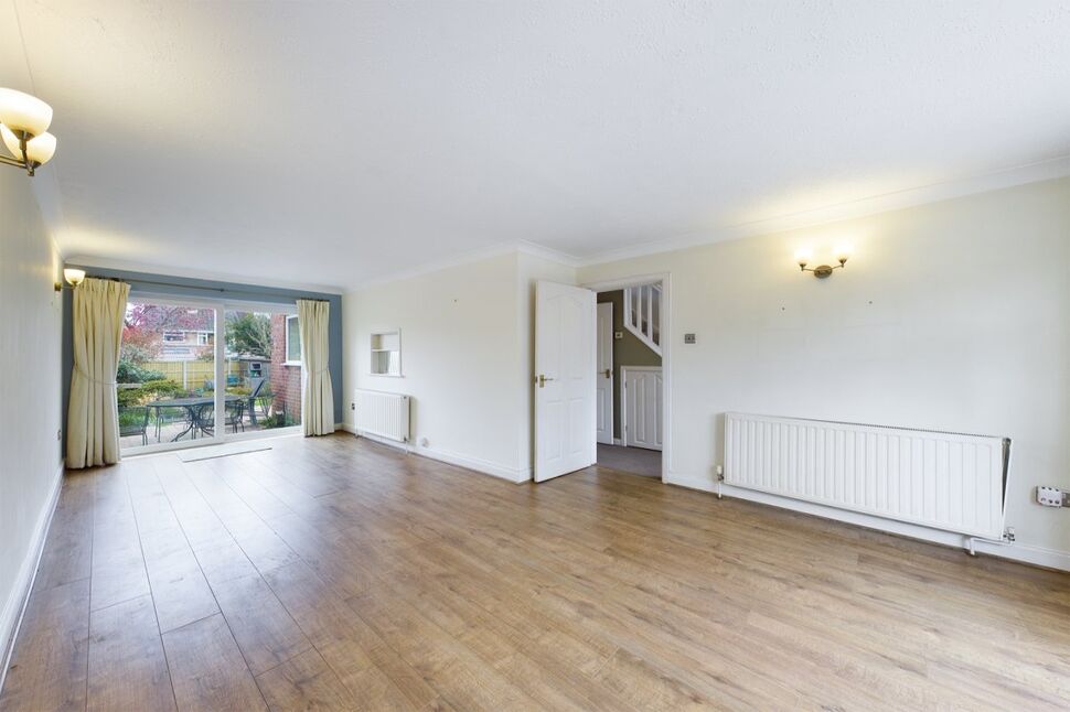 Lounge / Dining Room