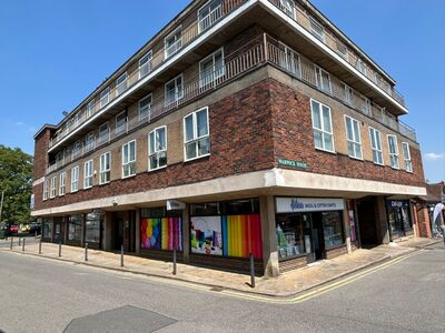 Station Road, 2 bedroom Flat for sale, &pound;110,000