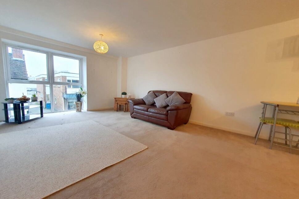 Kitchen / Living Room