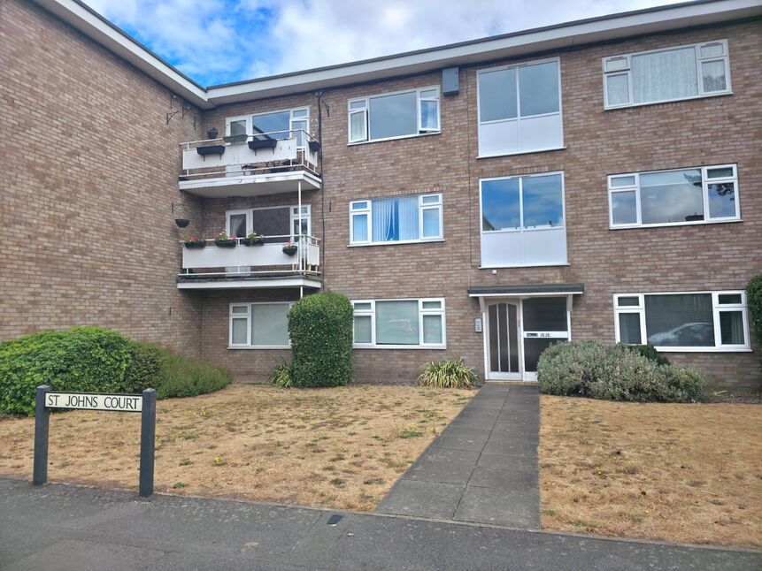 Main image of 2 bedroom Flat for sale, St. Johns Court, Warwick, Warwickshire, CV34