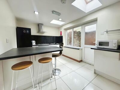 Shelley Road, 1 bedroom Property to rent, &pound;450 pcm